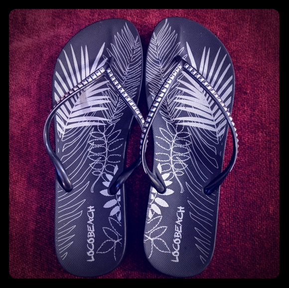 Studded thong sandals - Picture 1 of 5